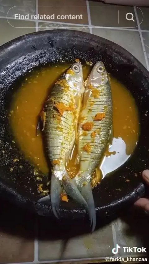 Ikan goreng tepung gurih dan renyah | copyright freepik.com