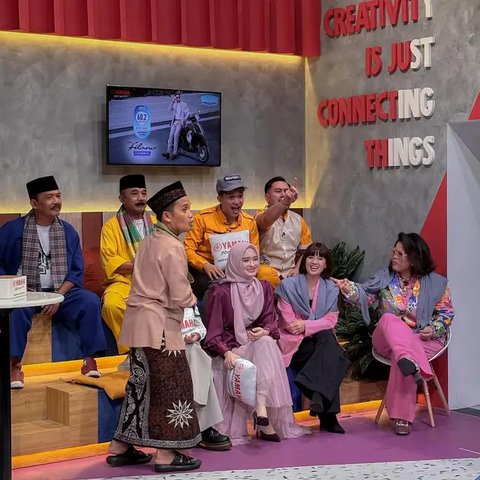 Potret Chika Jessica Syuting Ditemani Ibunda. (Sumber: Instagram/chikajessica88)
