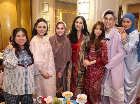 5 Potret Seru Buka Puasa Diah Permatasari, dari Fuji hingga Kris Dayanti Tampil Kompak