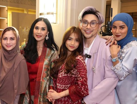 5 Potret Seru Buka Puasa Diah Permatasari, dari Fuji hingga Kris Dayanti Tampil Kompak