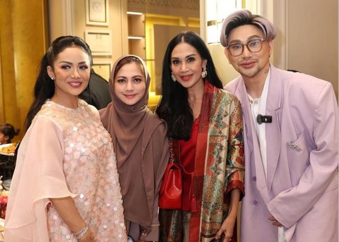 5 Potret Seru Buka Puasa Diah Permatasari, dari Fuji hingga Kris Dayanti Tampil Kompak