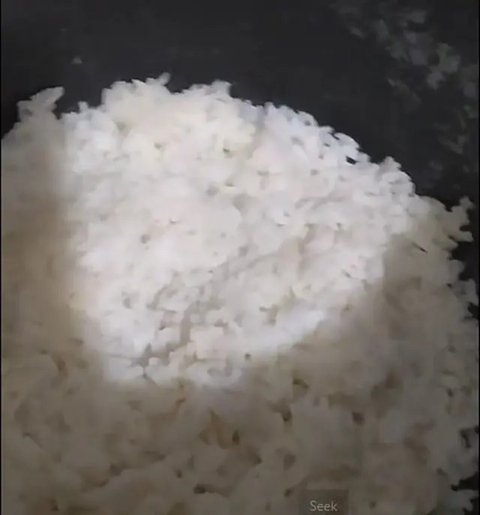 Nasi (Sumber: freepik.com/jcomp)