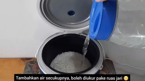 Modal 1 Bahan, Begini Cara Tanak Nasi Seperti di Rumah Makan Biar Wangi dan Pulen (TikTok/@kulinerandalan)