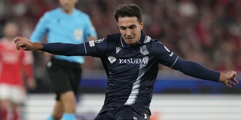 Arsenal Yakin Bisa Kalahkan Real Madrid untuk Transfer Martin Zubimendi