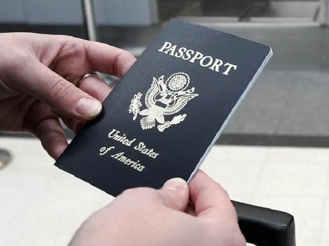Ilustrasi paspor, passport, visa. (Photo Copyright by Freepik)
