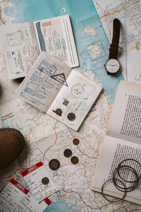 Ilustrasi paspor, passport, visa. (Photo Copyright by Freepik)