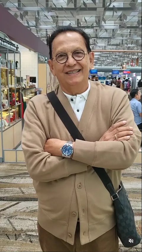 Roy Marten dan Anna Maria di kawasan Jatiwaringin pada Jumat (28/3/2025). (Via M. Altaf Jauhar)