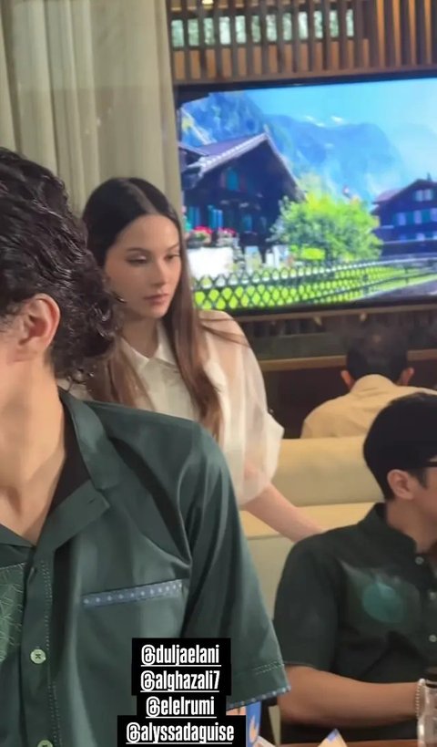 Syifa Hadju Halal Bihalal di Keluarga El Rumi (Sumber: IG/@elelrumi)