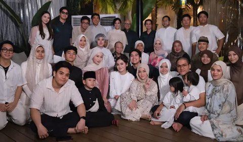 Syifa Hadju Halal Bihalal di Keluarga El Rumi (Sumber: IG/@elelrumi)