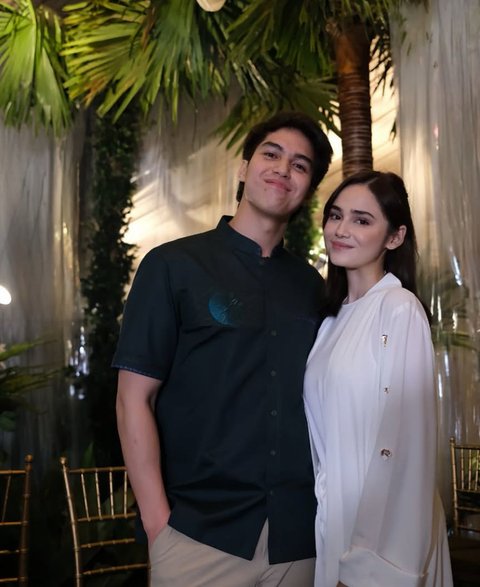 4 Potret El Rumi dan Syifa Hadju Rayakan Lebaran Bareng, Posting Foto Mesra dengan Outfit Kece