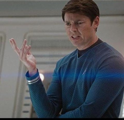 Karakter Keren di Film yang Diperankan oleh Karl Urban, Mana Favoritmu?