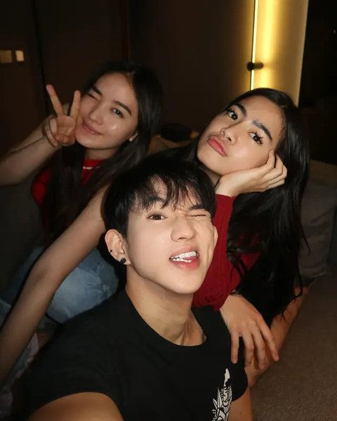 Potret Temu Kangen Natasha Wilona dan Felicya Angelista. (Sumber: Instagram/felicyangelista_)