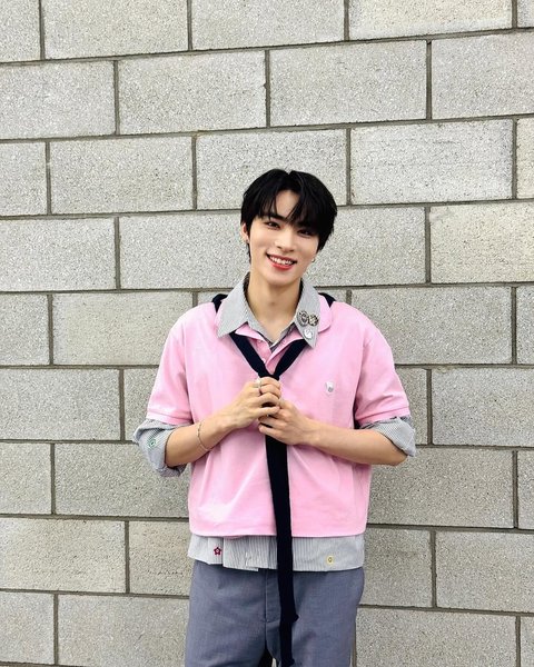 Deretan Akun Tiktok Seleb Korea yang Isinya Random dan Kocak Abis, Adakah Idolamu?