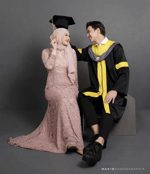 5 Inspirasi Model Hijab Wisuda 2025, Bikin Penampilan Makin Anggun di Hari Kelulusan