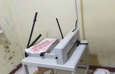Waspadai Penipuan, Ini Tips Mudah Membedakan Uang Palsu dan Asli