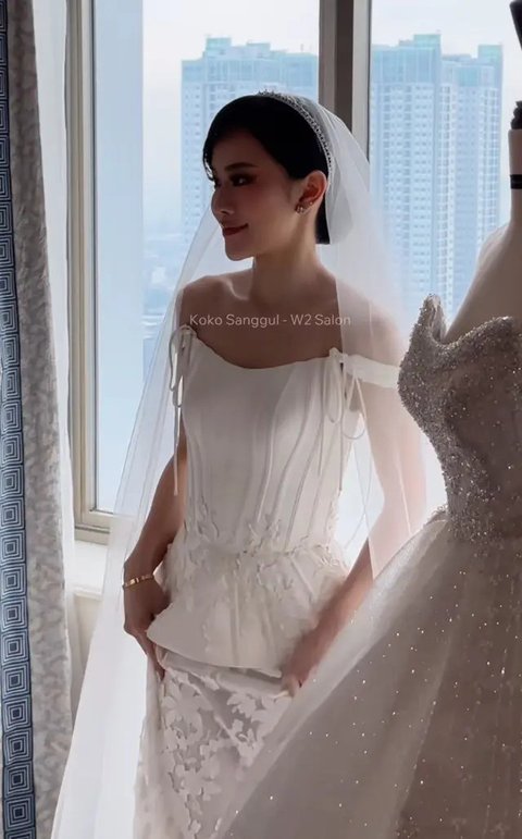 Intip 3 Gaun Putih Jessica Jane saat Dinikahi Erwin Phang, Tampil Mewah Bak Princess