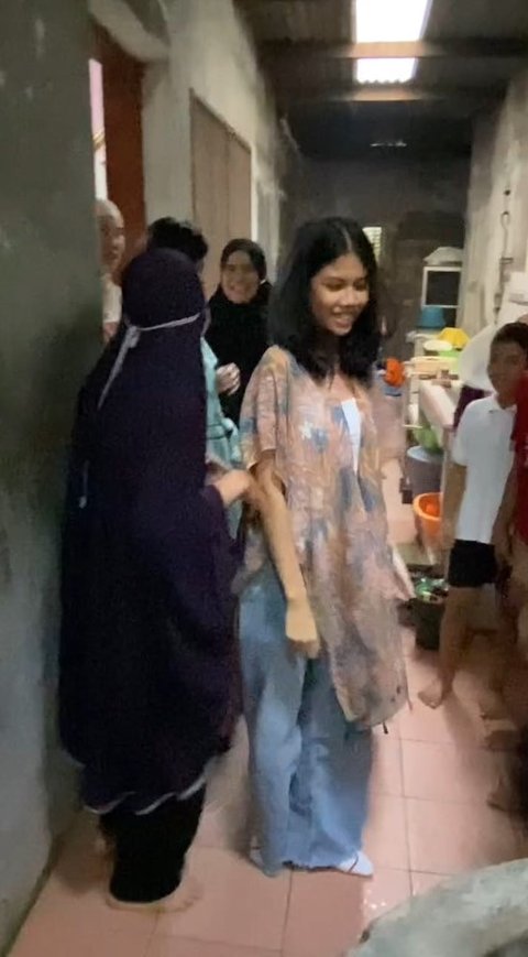 Reaksi Kocak Anak-Anak Ariyo Wahab Perdana Lihat Sumur, Tak Percaya Dulu Sang Ayah Mandi di Sana