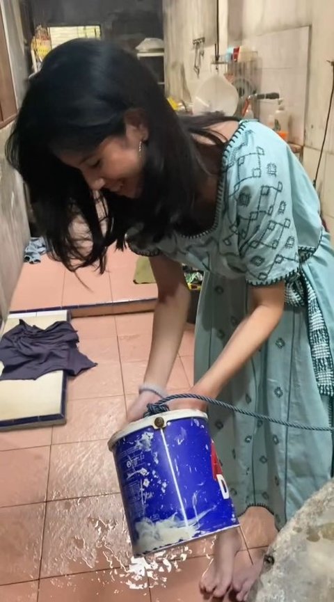 Reaksi Kocak Anak-Anak Ariyo Wahab Perdana Lihat Sumur, Tak Percaya Dulu Sang Ayah Mandi di Sana