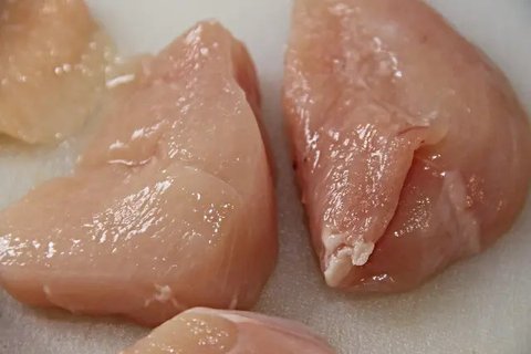 Ayam Cincang Kemangi, Menu Simpel yang Bikin Nambah Nasi Terus