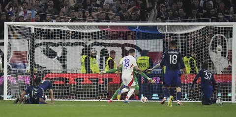 Prediksi Manchester United vs Lyon 18 April 2025