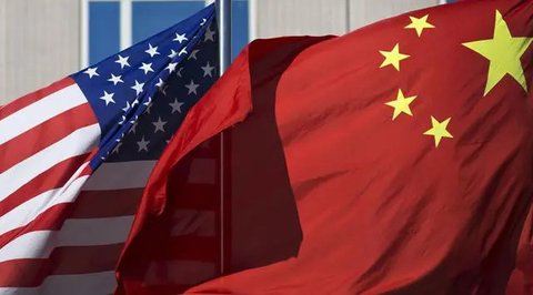 Perang Dagang Makin Sengit, Trump Tiba-Tiba Naikkan Tarif Impor dari China Jadi 245 Persen