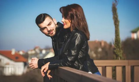 Ilustrasi Pasangan Zodiak Credit: pexels.com/