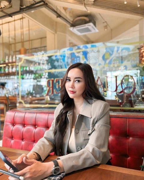 Perjalanan Asmara Ariel NOAH yang Selalu Lekat dengan Artis Cantik