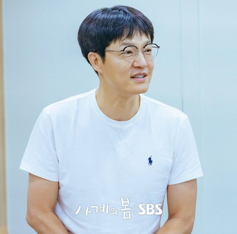 7 Potret Menarik Para Pemeran Drakor SBS 'Spring of Youth' yang Akan Mengguncang Layar Kaca