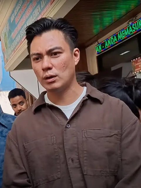 Reaksi Baim Wong saat Paula Verhoeven Datangi Kantor Komisi Yudisial Akibat Tak Terima Putusan Sidang Perceraian