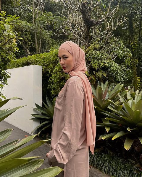 Usai Putusan Sidang Perceraian Keluar, Paula Verhoeven Bagikan Video Kajian Ustaz Khalid Basalamah Tentang Ini