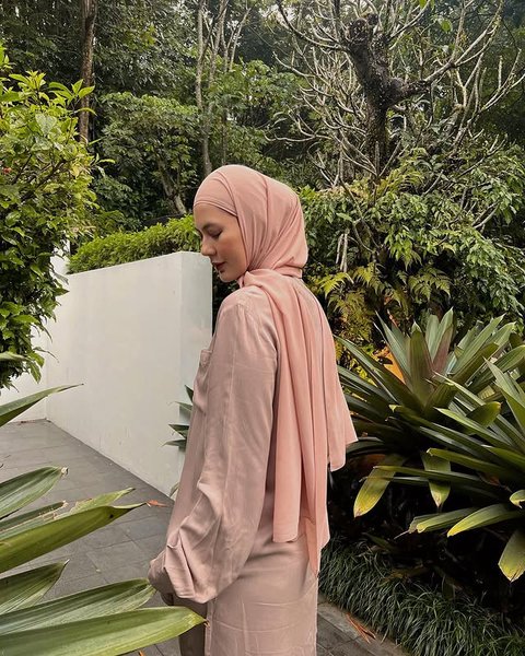 Usai Putusan Sidang Perceraian Keluar, Paula Verhoeven Bagikan Video Kajian Ustaz Khalid Basalamah Tentang Ini