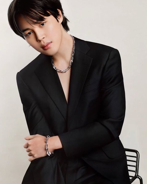 Siap Kembali Bertemu Penggemar, 7 Idol K-Pop Ini Bakal Selesai Jalani Wamil Bulan April-Juni 2025, Siapa Favoritmu?