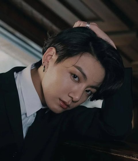 Siap Kembali Bertemu Penggemar, 7 Idol K-Pop Ini Bakal Selesai Jalani Wamil Bulan April-Juni 2025, Siapa Favoritmu?