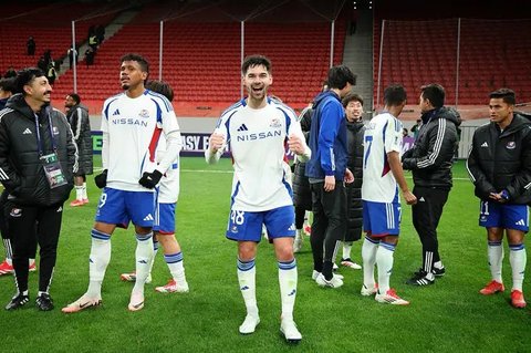 5 Laga Berturut-turut Dicadangkan, Pelatih Dipecat, dan Klub di Posisi Terakhi