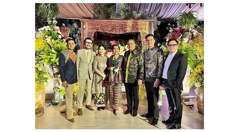 9 Potret Tamu Artis di Pernikahan Brandon Salim dan Dhika Himawan, Ada Sheila On 7