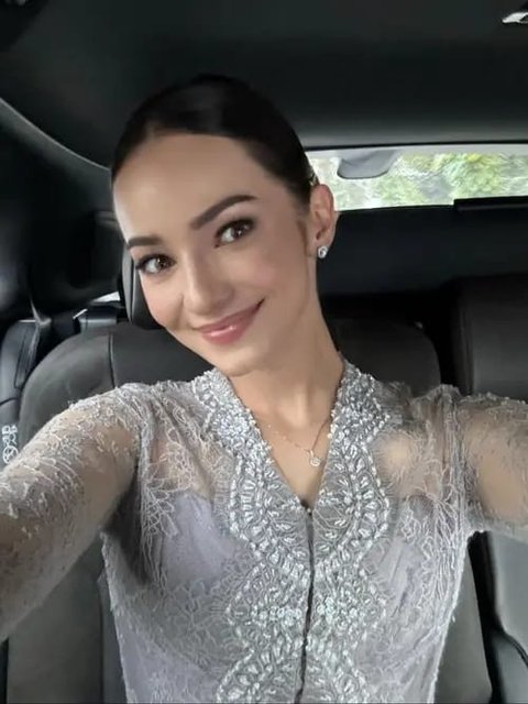5 Rekomendasi Outfit Kebaya Cantik dari Artis Indonesia, Bikin Tampilanmu Makin Kece