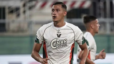 Jay Idzes Kecewa dan Frustrasi Venezia Gagal Kalahkan Empoli, Masih Terpuruk di Zona Degradasi
