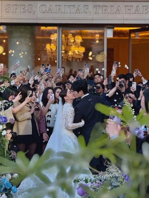 7 Potret Pernikahan Ailee dan Choi Si Hun yang Penuh Haru, Dibalut Cinta dan Kemewahan