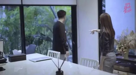 Potret rumah Vidi Aldiano yang kini ditempati bareng Sheila Dara. (Sumber: YouTube/Yuki Kato)