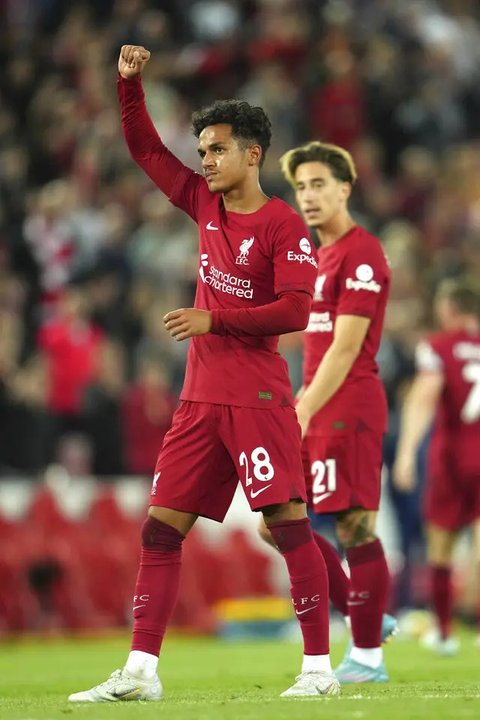 5 Kasus Transfer Pemain Sepak Bola Gagal Akibat Masalah Dokumen
