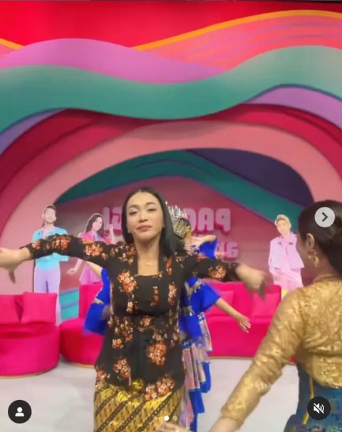 8 Potret Artis Indonesia Rayakan Hari Kartini dengan Memakai Kebaya, Siapa Paling Cantik?