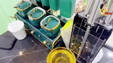 Potret Dapur Estetik Via Vallen, Model Simple namun Mewah