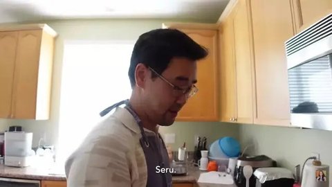 Dapur Mewah Rumah Mertua Maudy Ayunda dengan Model Klasik Minimalis yang Menarik dan Elegan
