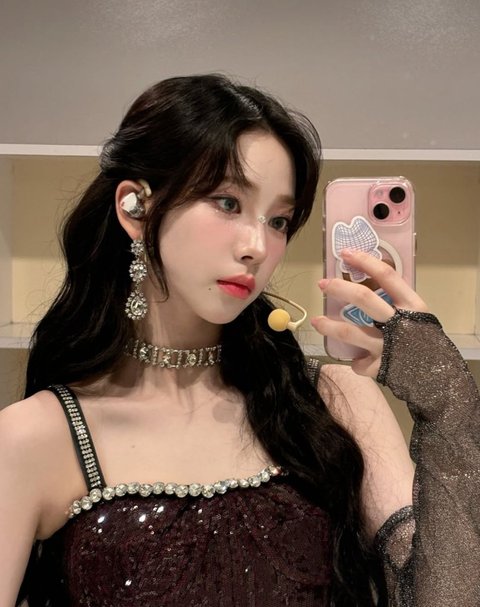 4 Selebriti Korea Ini Paling Disukai Cowok Usia 20-an, Siapa Saja Mereka?