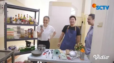 Potret Dapur Mewah di Rumah Agnez Mo, Megah Bak Restoran dengan Peralatan Lengkap