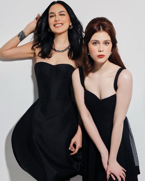 Potret Kebersamaan Sophia Latjuba dengan Manuella Aziza Sang Putri, Ibu Anak bak Bidadari Kembar