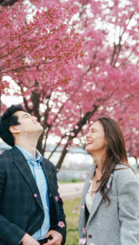 Maxime Bouttier Ulang Tahun, Luna Maya Pamer Video Romantis saat Dilamar Kekasih di Jepang