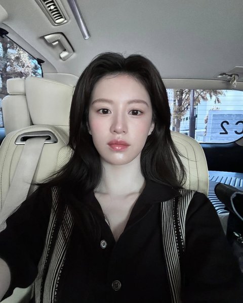 Go Yoon Jung Sering Dipasangkan dengan Aktor yang Lebih Tua, Fans Protes