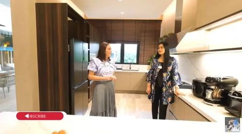 Dapur Maia Estianty (Youtube/Titi dan Tian)