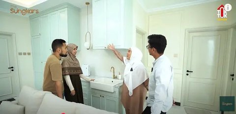 Desain dapur yang adaptif (Image by The Sungkars on Youtube)